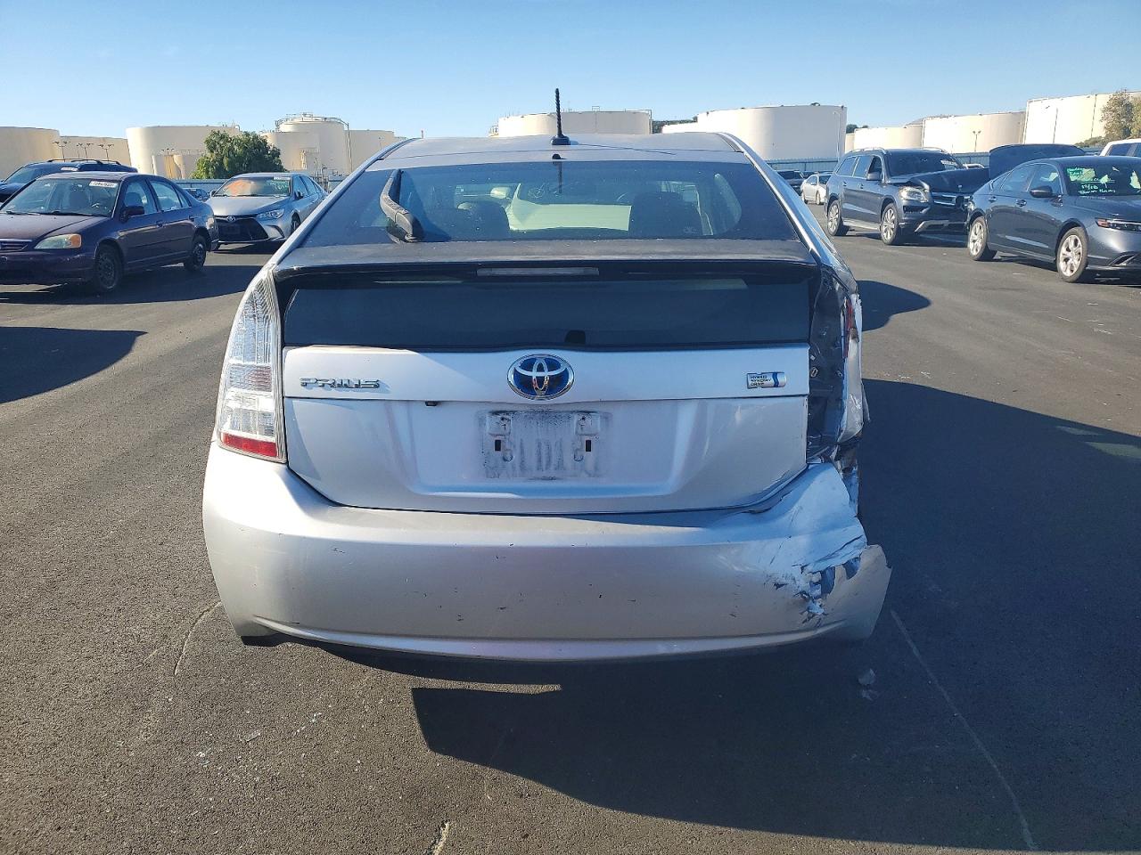 2011 TOYOTA PRIUS photo 6