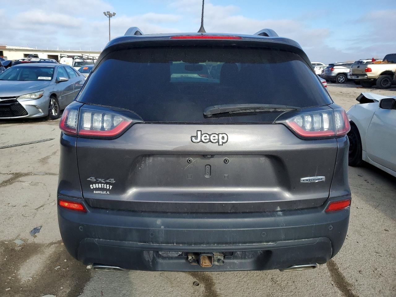 2019 JEEP CHEROKEE LATITUDE PLUS photo 6