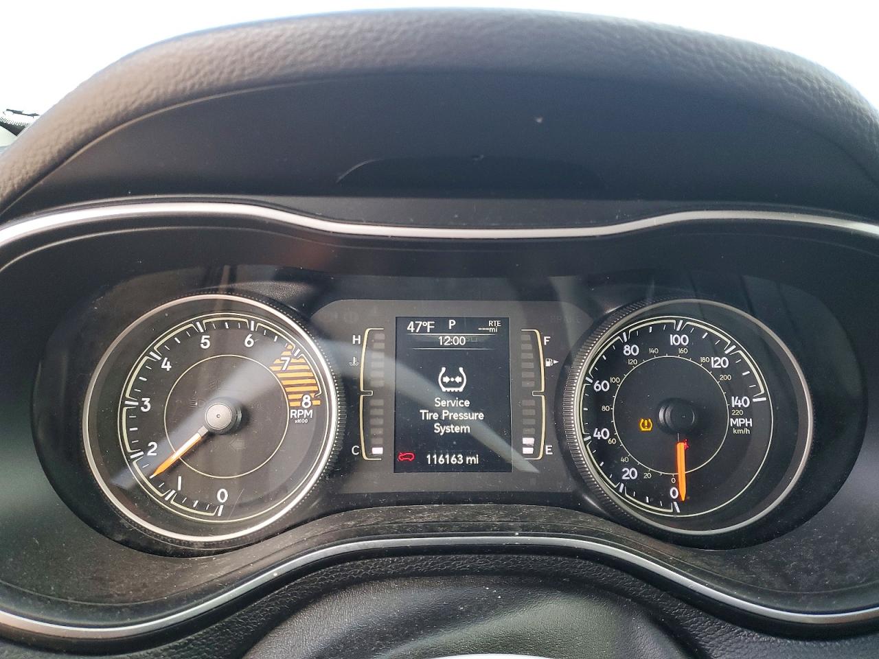 2019 JEEP CHEROKEE LATITUDE PLUS photo 9