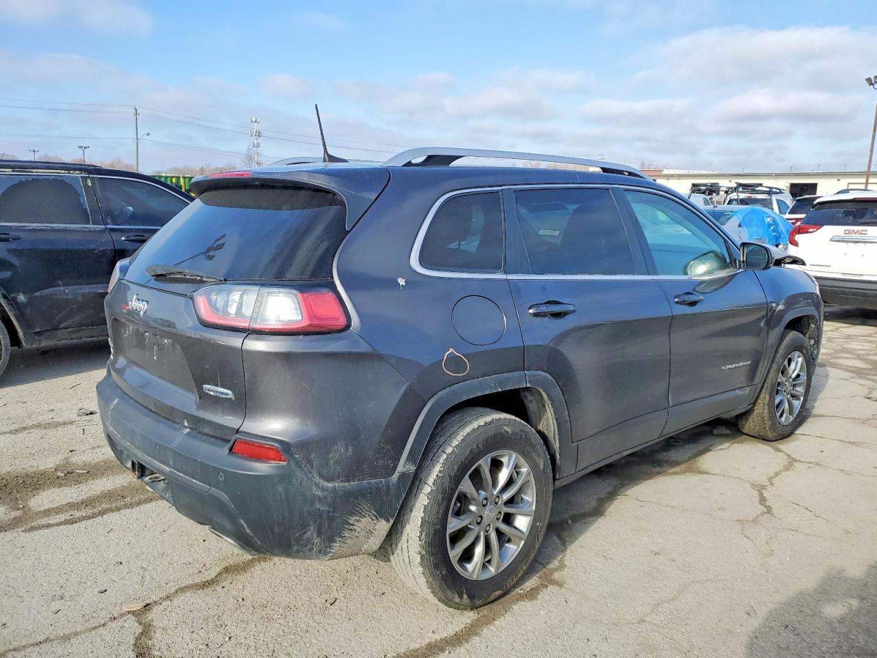 2019 JEEP CHEROKEE LATITUDE PLUS photo 3