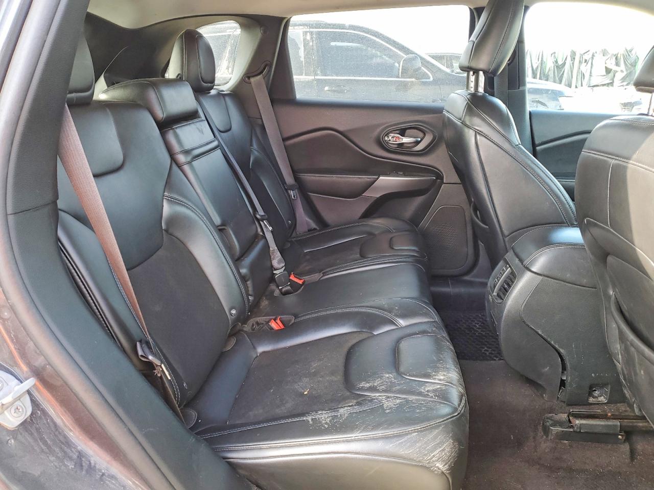 2019 JEEP CHEROKEE LATITUDE PLUS photo 11