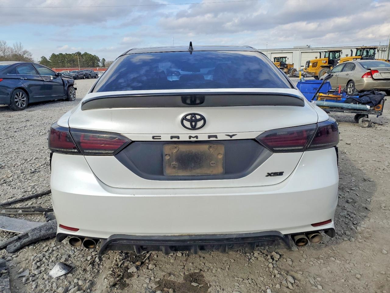 2020 TOYOTA CAMRY XSE photo 6