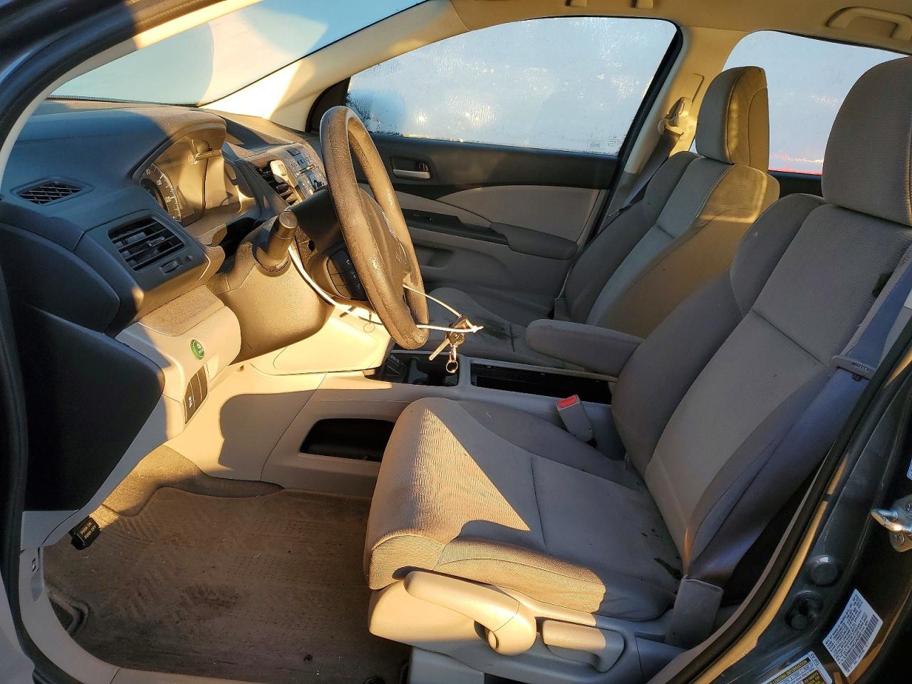 2012 HONDA CR-V LX photo 7
