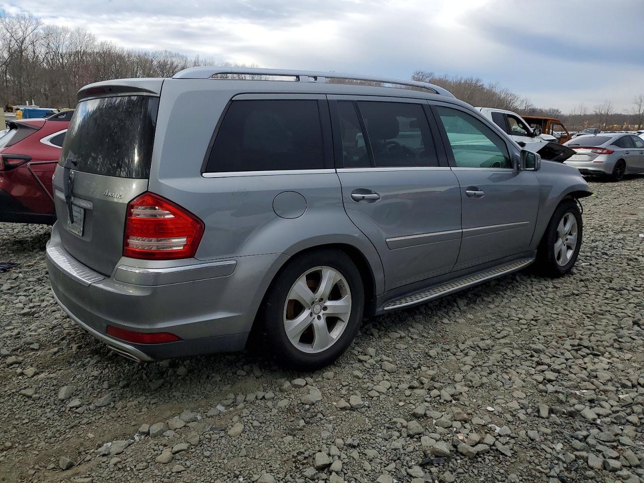 2012 MERCEDES-BENZ GL 450 4MATIC photo 3