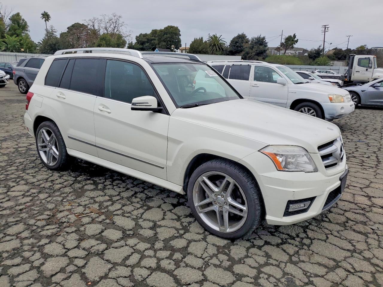 2011 MERCEDES-BENZ GLK 350 4MATIC photo 4