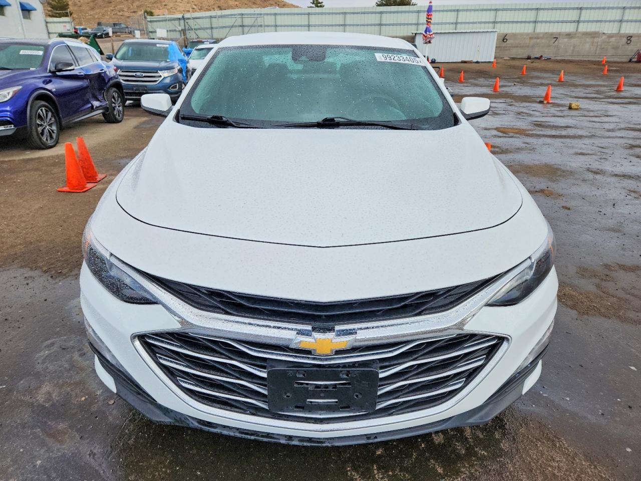 2023 CHEVROLET MALIBU LT photo 5