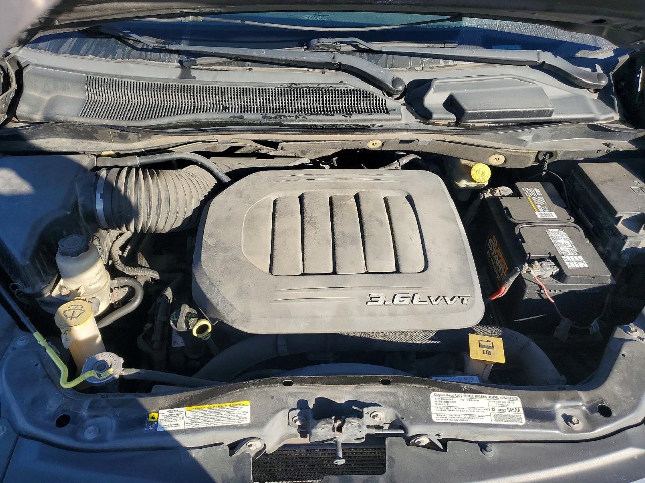 2013 CHRYSLER TOWN & COUNTRY TOURING photo 12