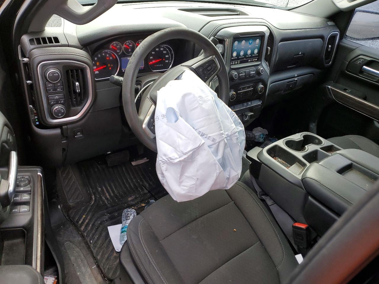2020 CHEVROLET SILVERADO K1500 LT photo 8