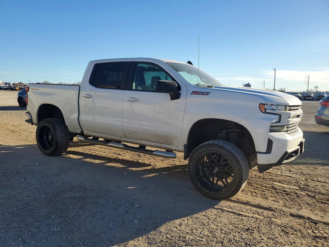 2020 CHEVROLET SILVERADO K1500 RST photo 4