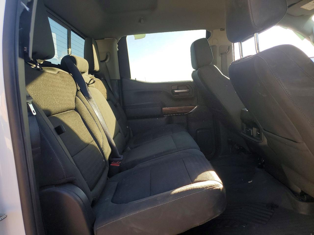 2020 CHEVROLET SILVERADO K1500 RST photo 10