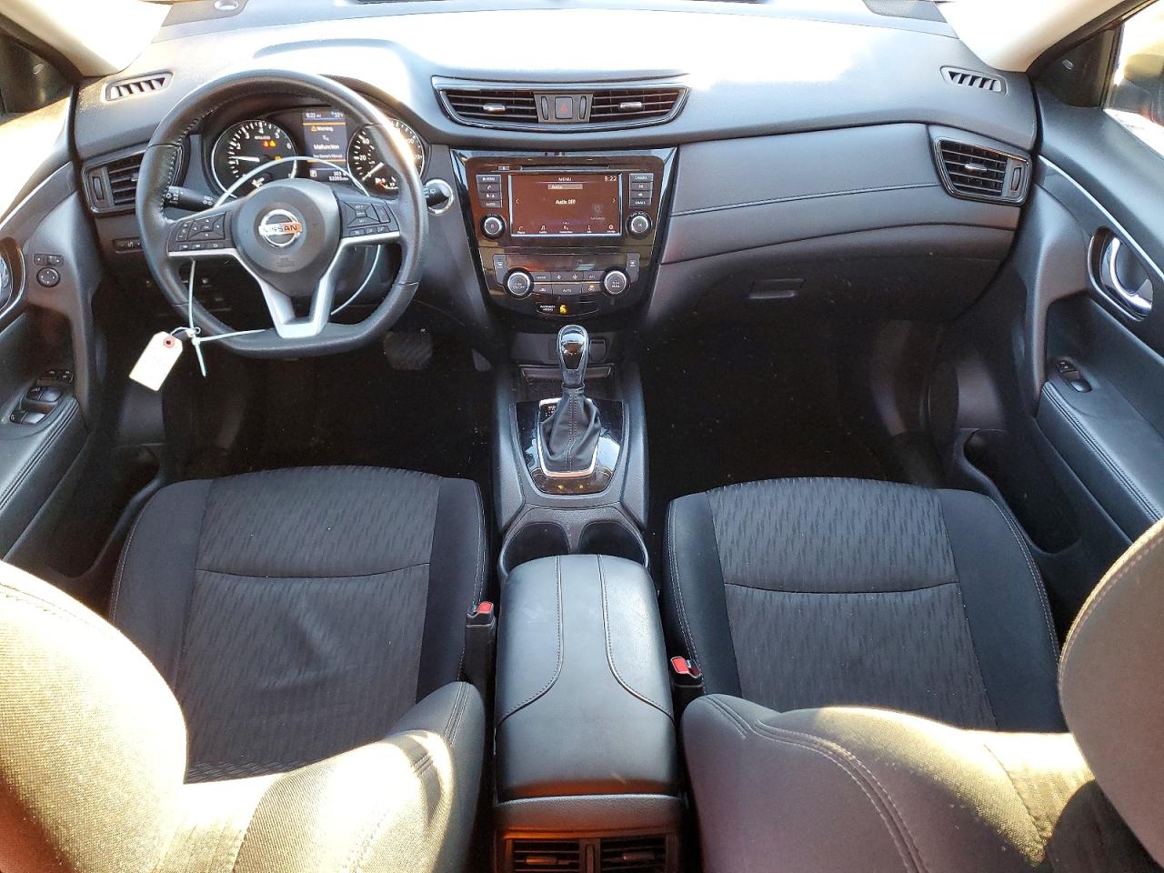 2018 NISSAN ROGUE S photo 8