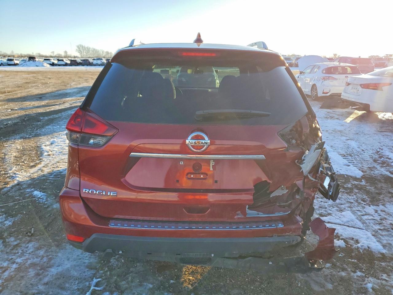 2018 NISSAN ROGUE S photo 6