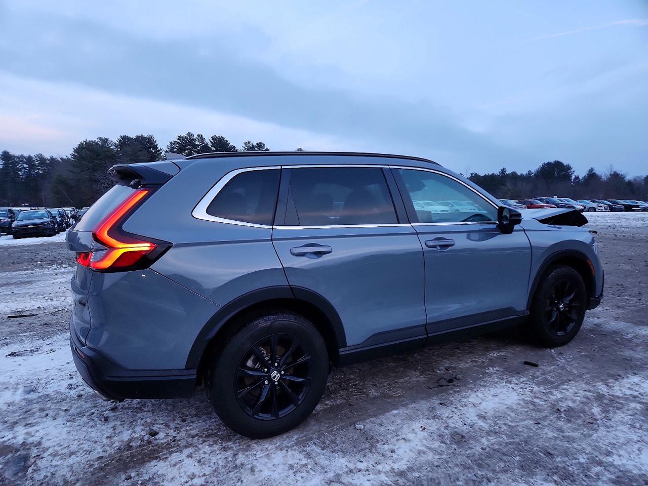 2024 HONDA CR-V SPORT-L photo 3