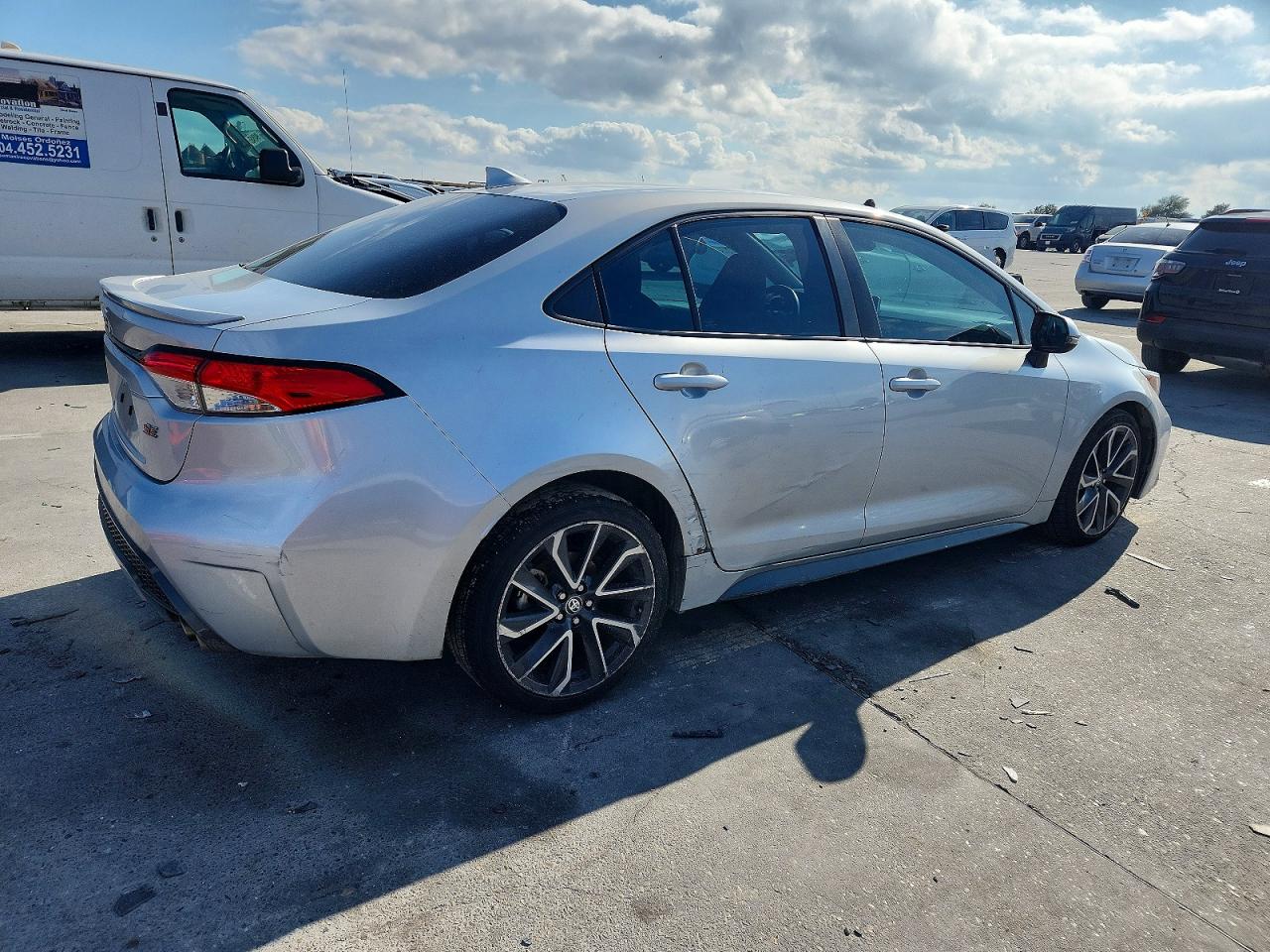 2020 TOYOTA COROLLA SE photo 7