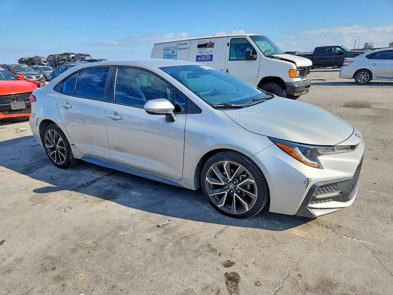 2020 TOYOTA COROLLA SE photo 10