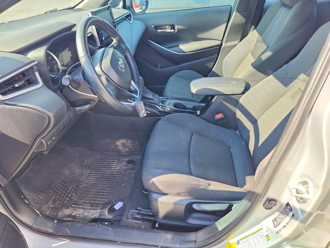 2020 TOYOTA COROLLA SE photo 19