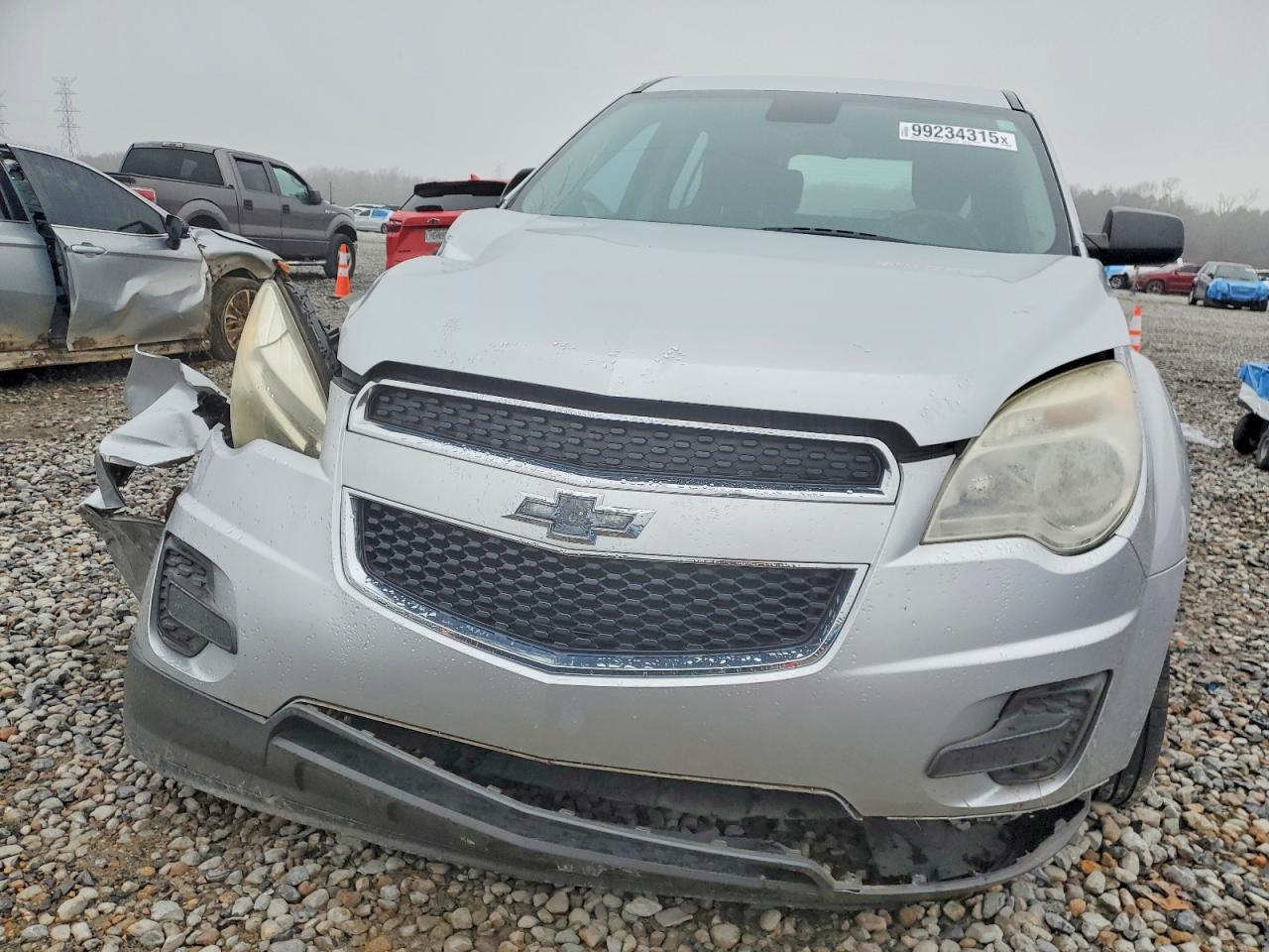 2013 CHEVROLET EQUINOX LS photo 5