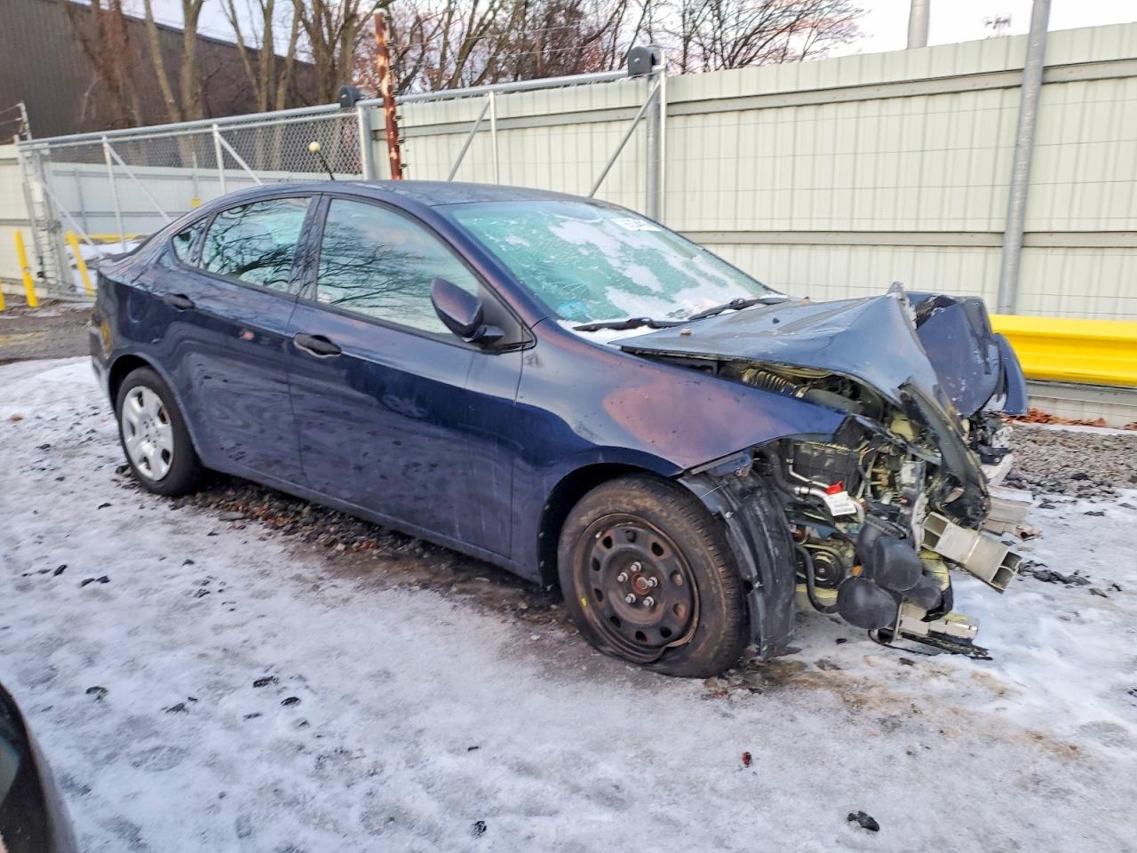 2013 DODGE DART SE photo 4