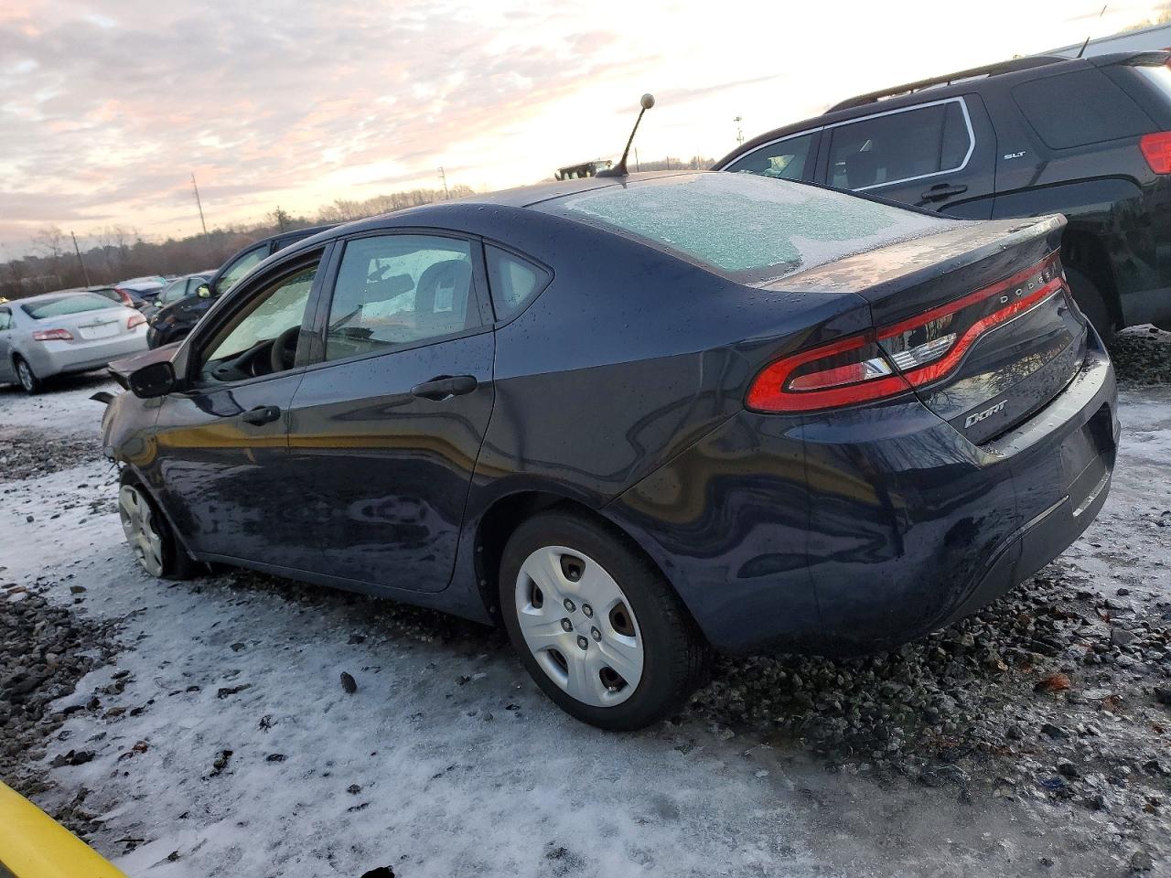 2013 DODGE DART SE photo 2