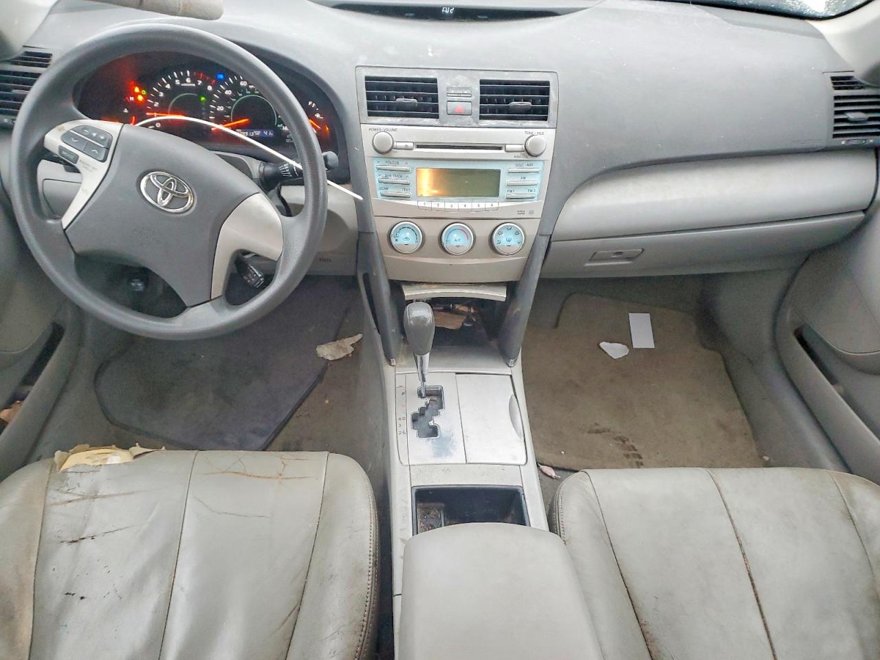 2009 TOYOTA CAMRY BASE photo 8