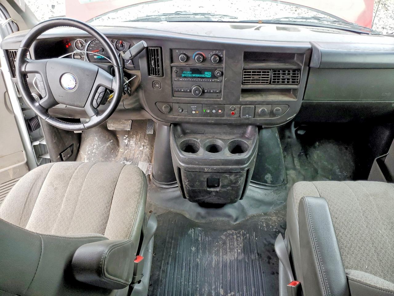 2000 GMC SAVANA G3500 UTILITY / SERVICE VAN photo 8