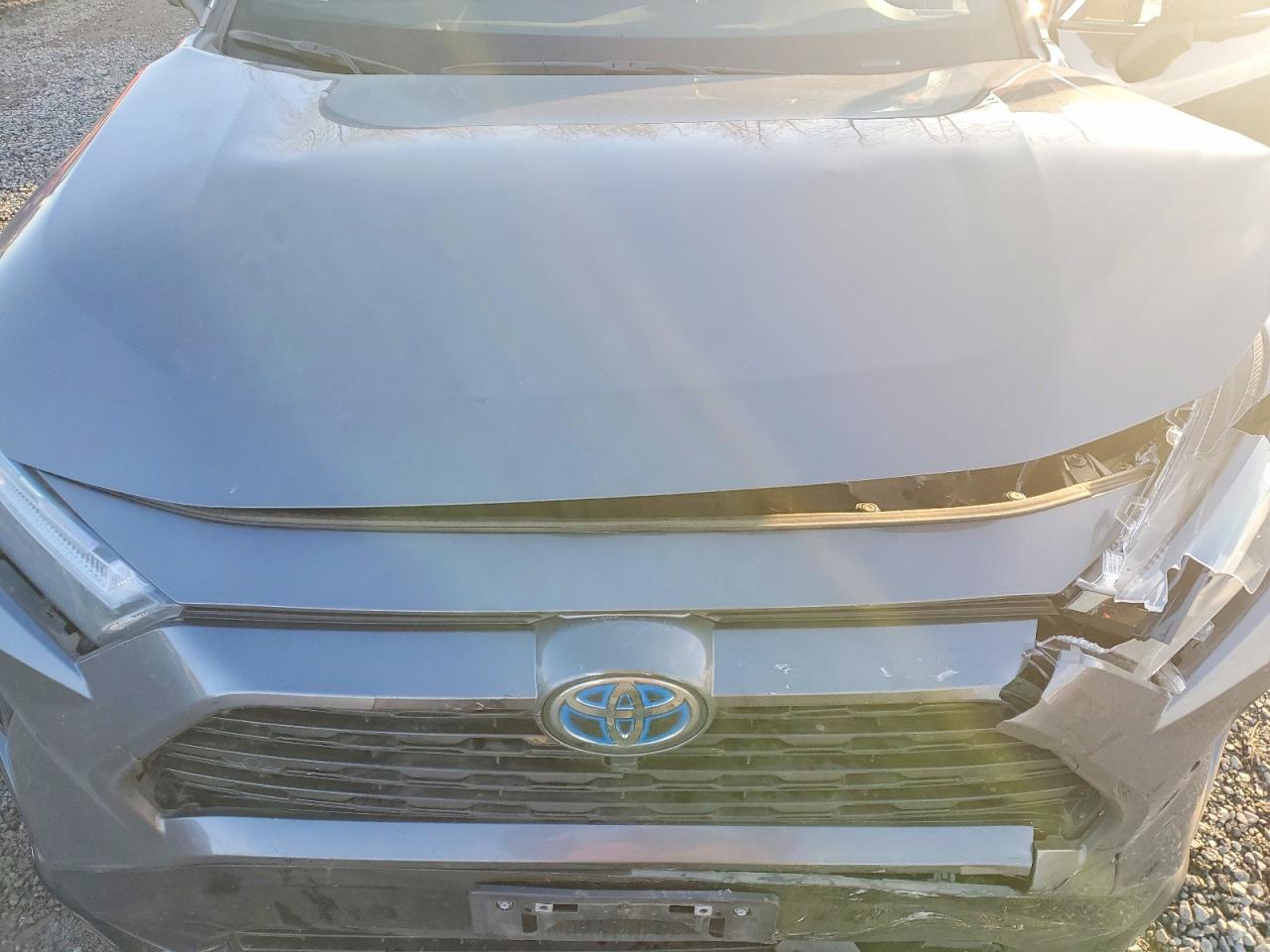2024 TOYOTA RAV4 XSE photo 12
