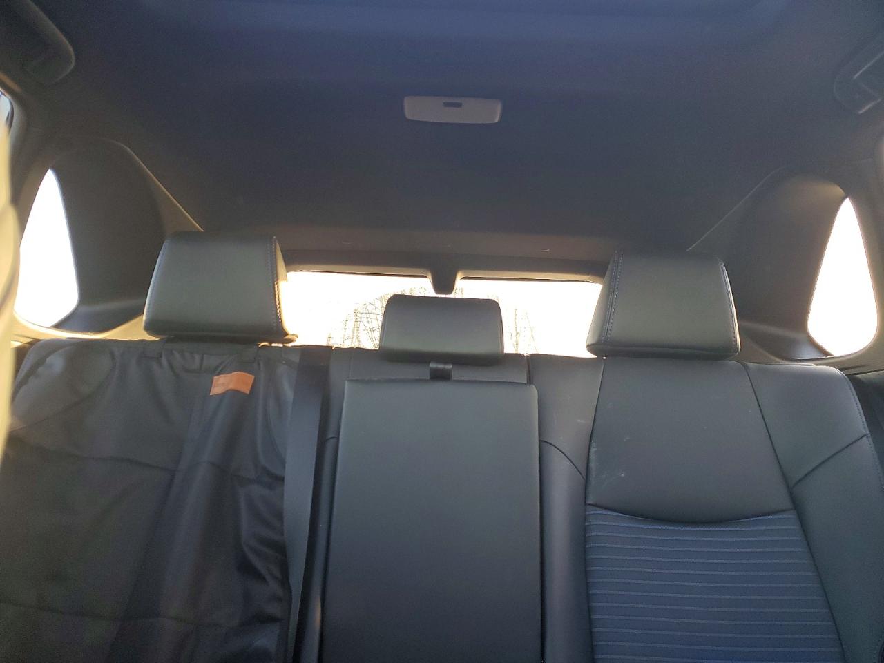 2024 TOYOTA RAV4 XSE photo 10