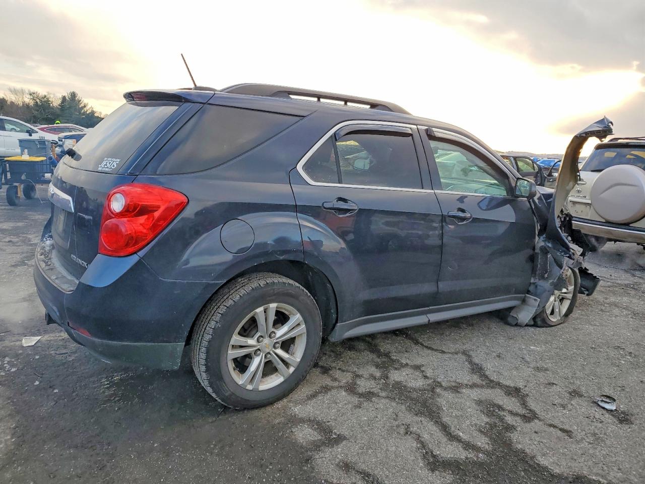 2015 CHEVROLET EQUINOX LT photo 3
