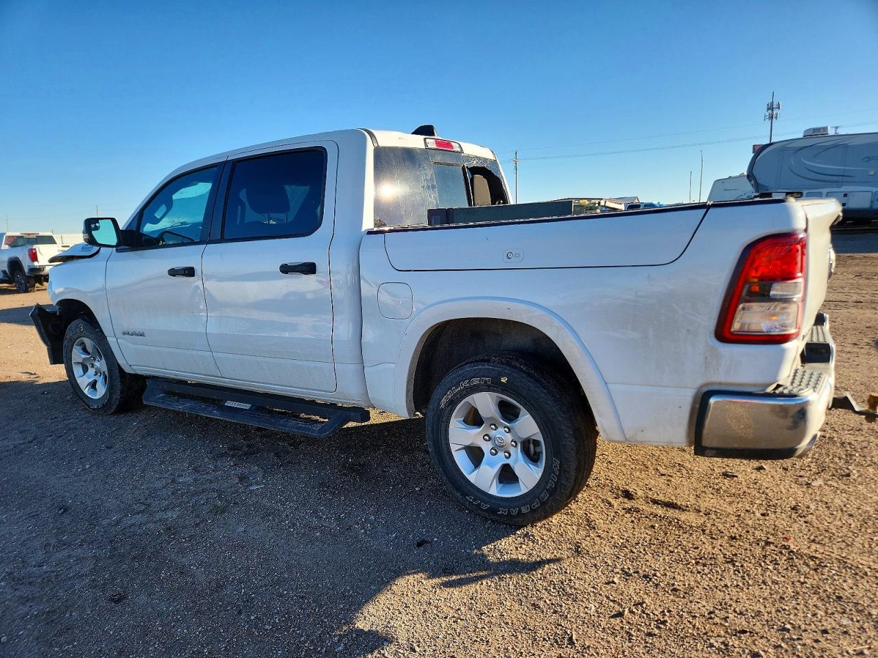 2023 RAM 1500 BIG HORN/LONE STAR photo 2