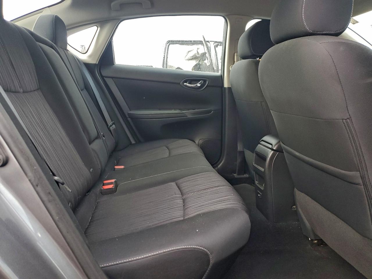 2019 NISSAN SENTRA S photo 10