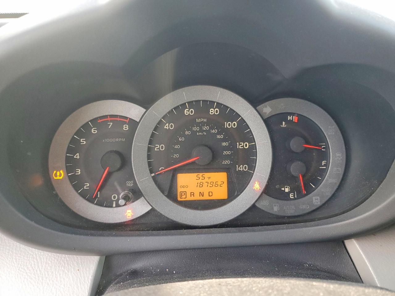 2011 TOYOTA RAV4 photo 9