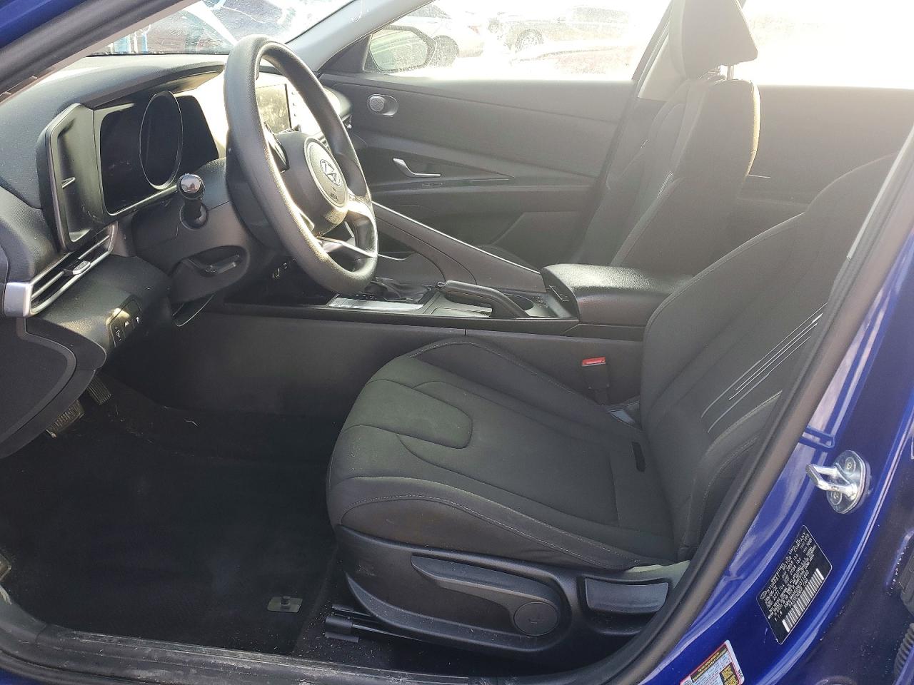 2022 HYUNDAI ELANTRA SEL photo 7