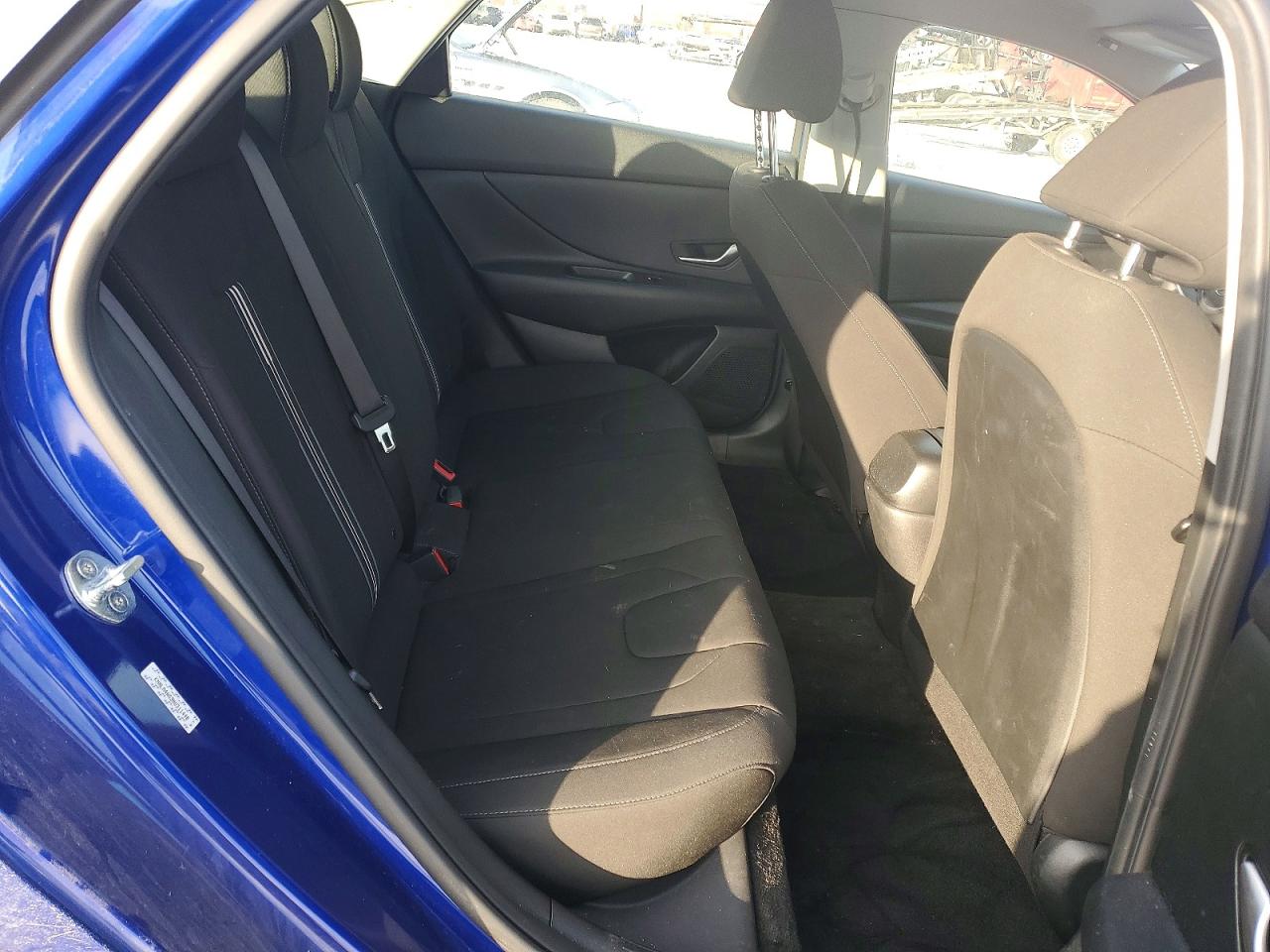 2022 HYUNDAI ELANTRA SEL photo 10