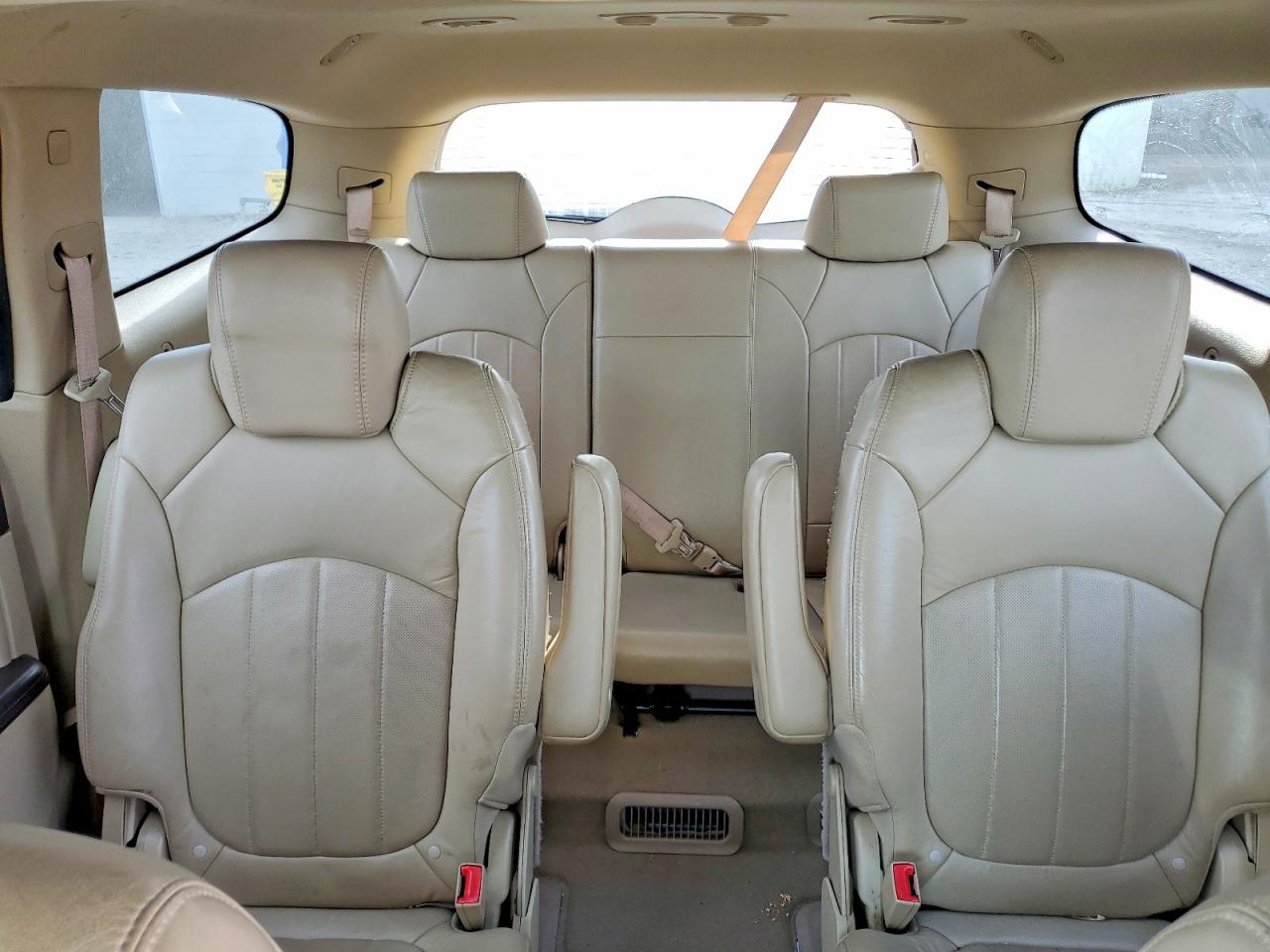 2010 BUICK ENCLAVE CXL photo 10