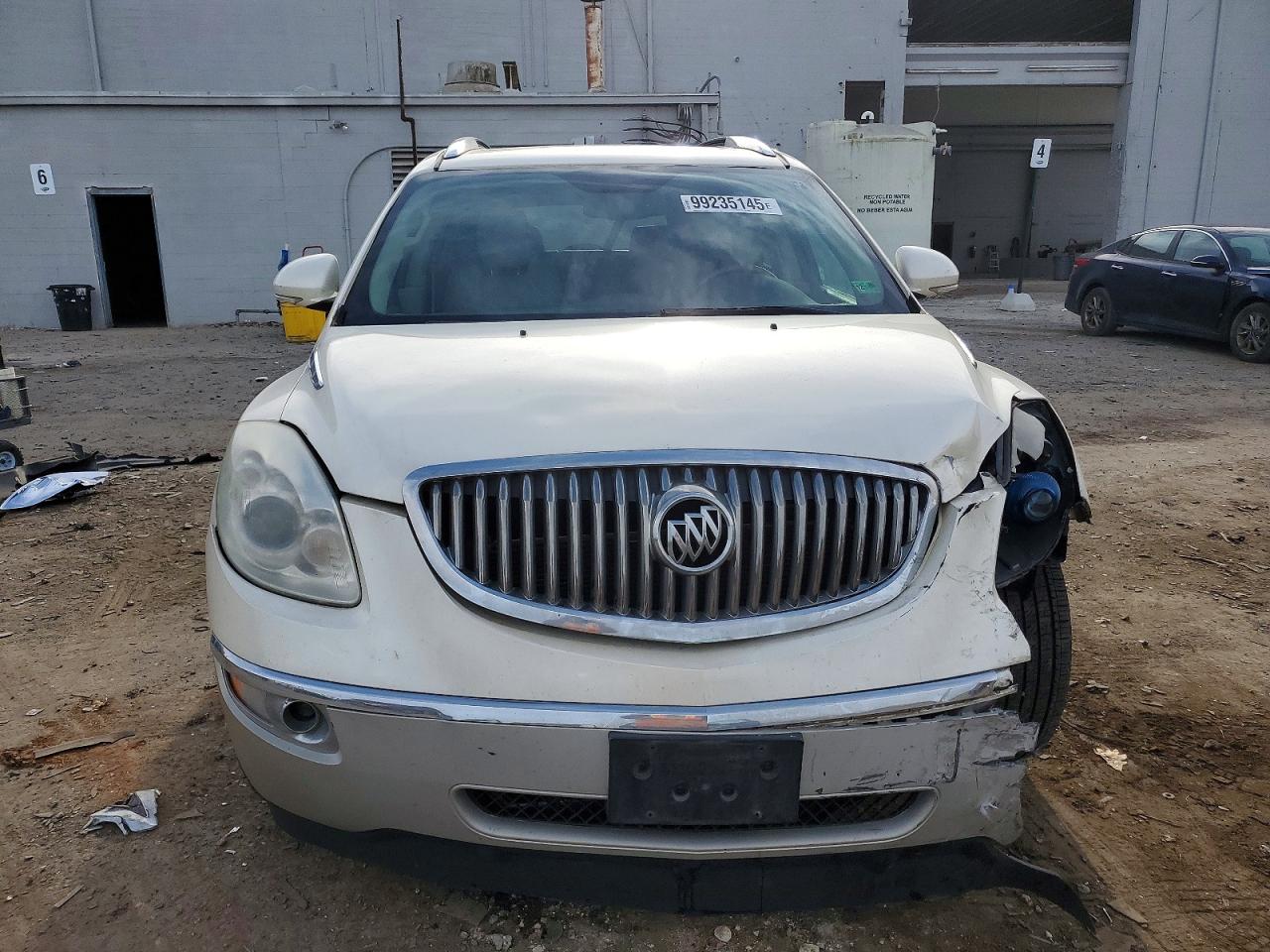 2010 BUICK ENCLAVE CXL photo 5