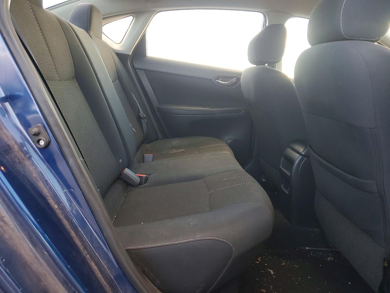 2016 NISSAN SENTRA S photo 10
