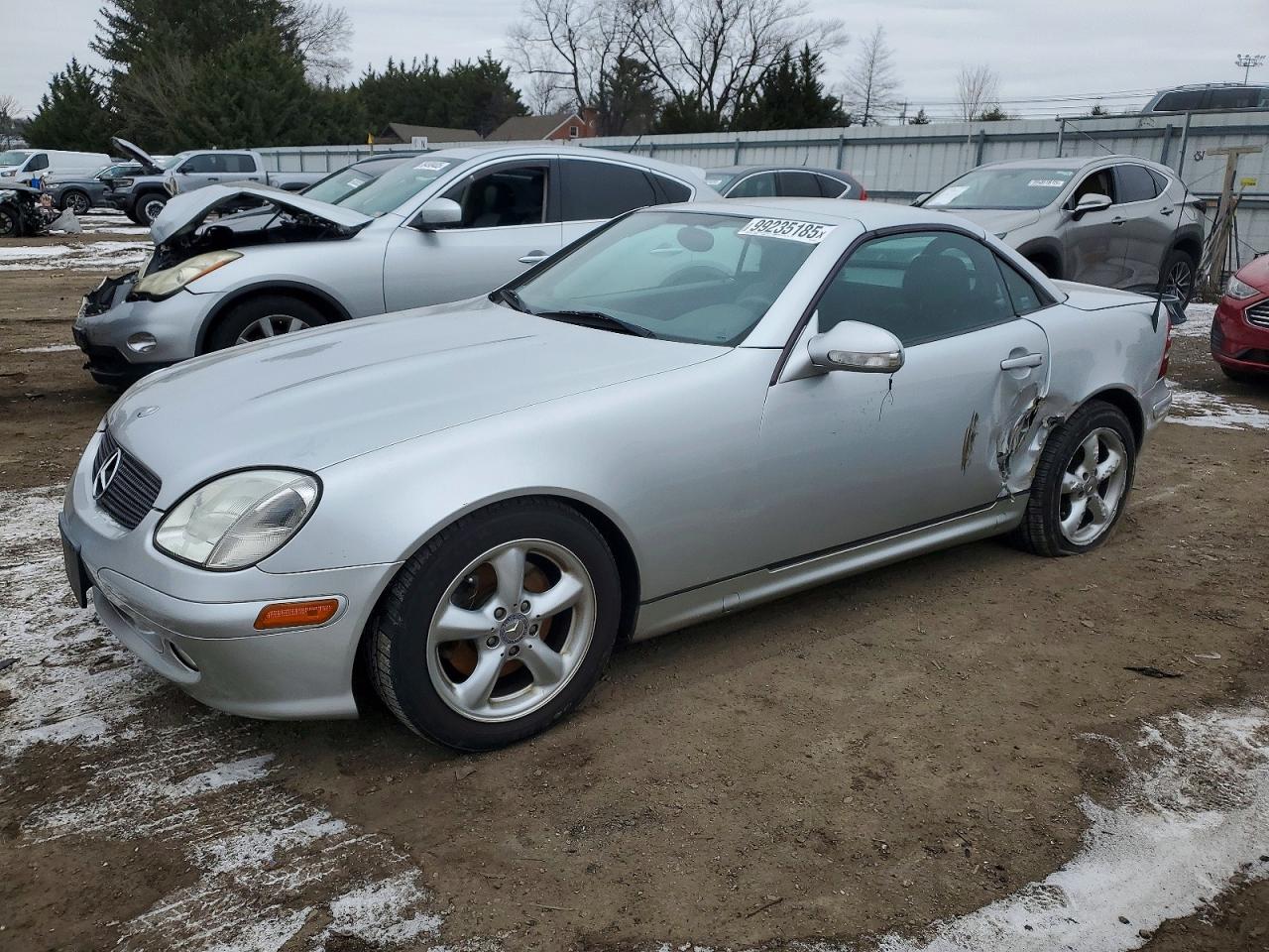 2001 MERCEDES-BENZ SLK