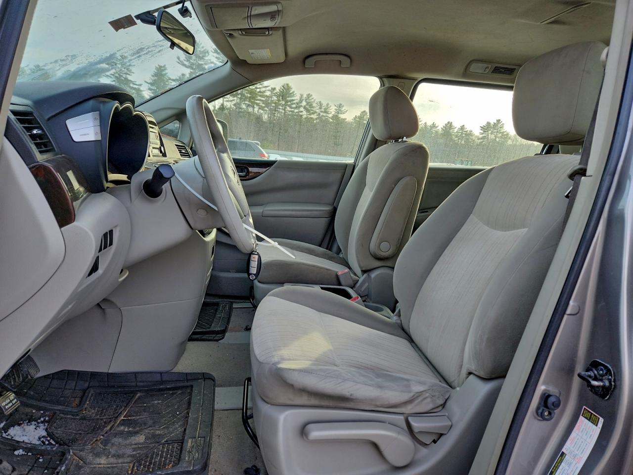 2013 NISSAN QUEST S photo 7