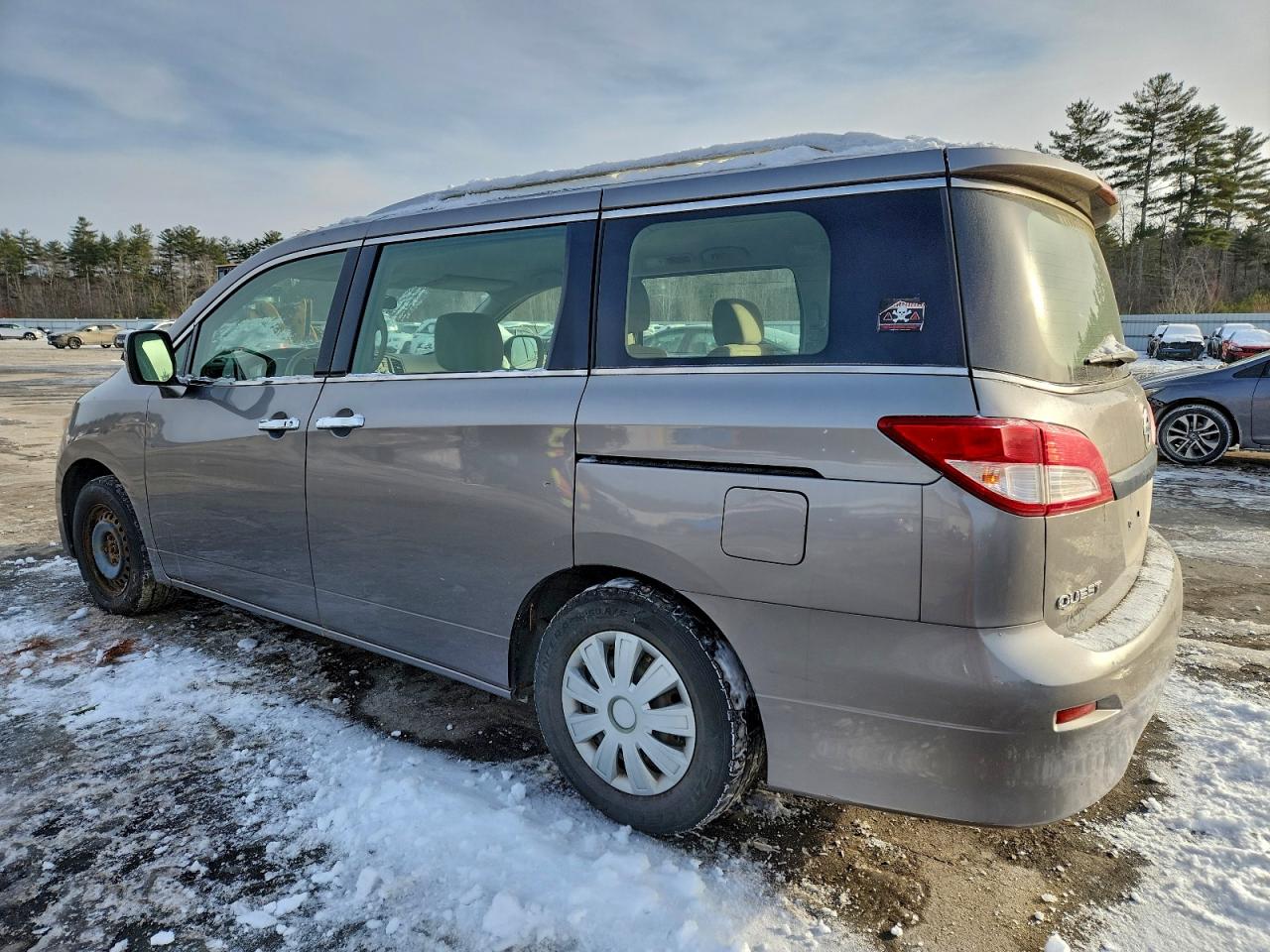 2013 NISSAN QUEST S photo 2