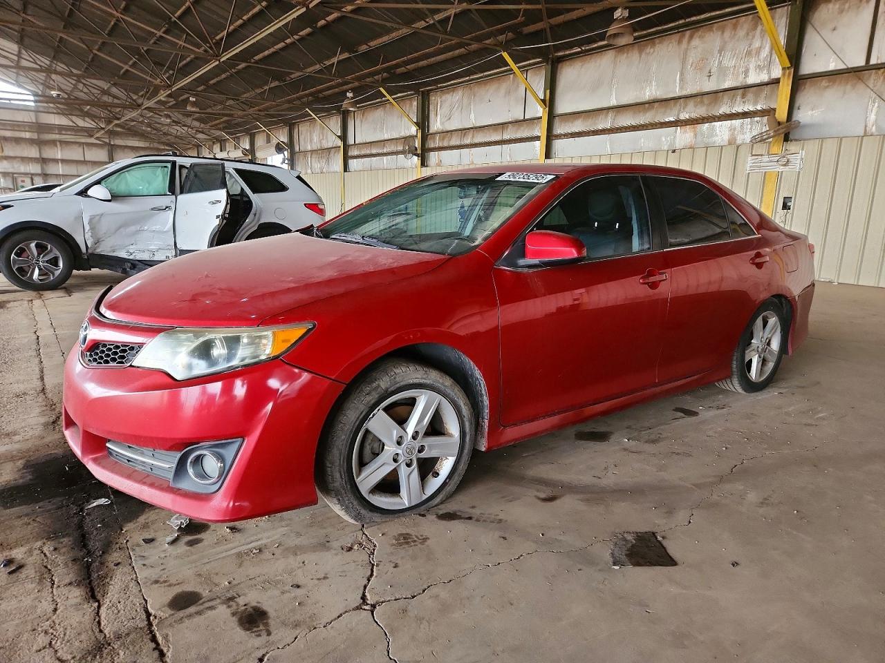2014 TOYOTA CAMRY