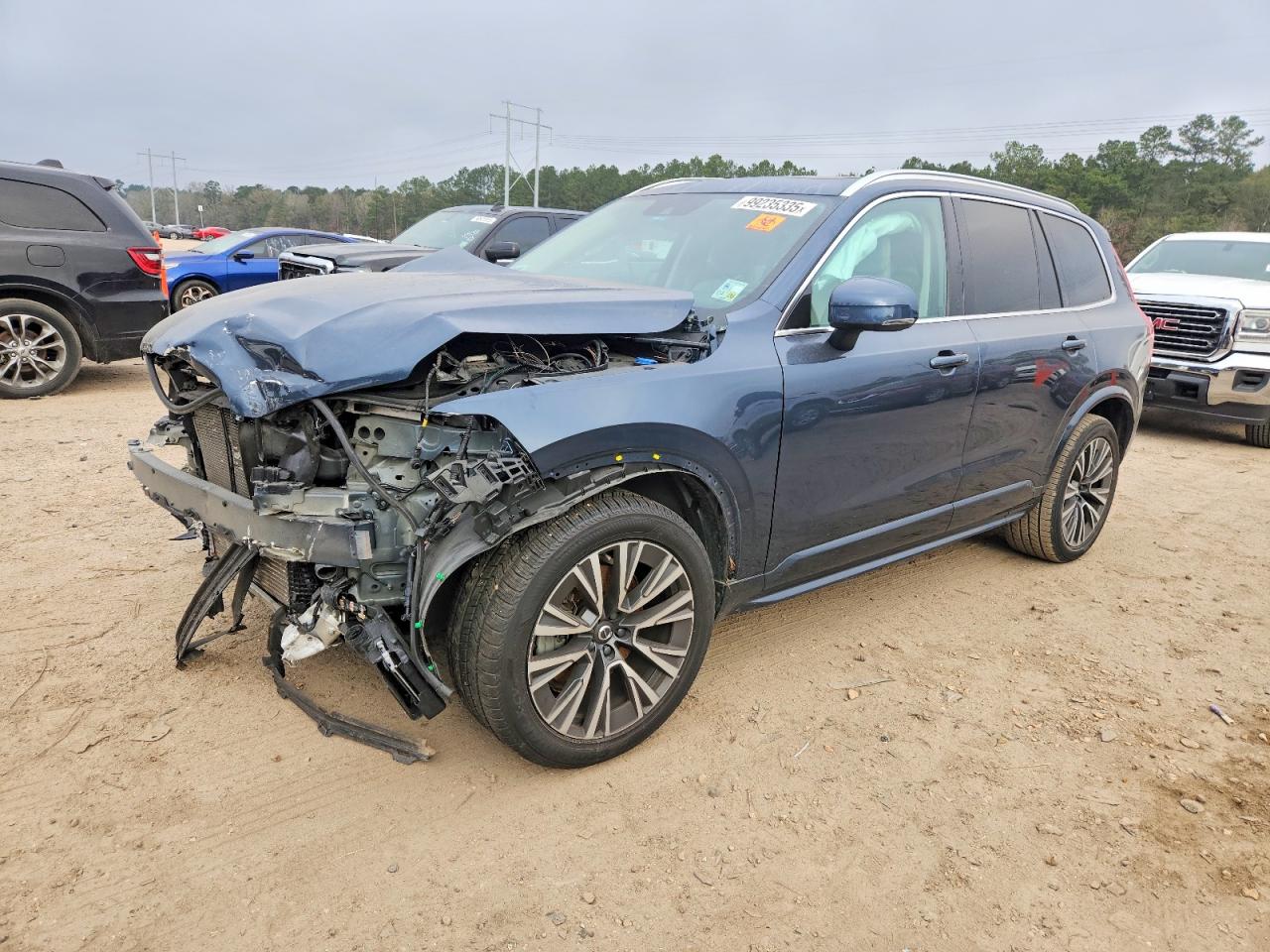 2021 VOLVO XC90