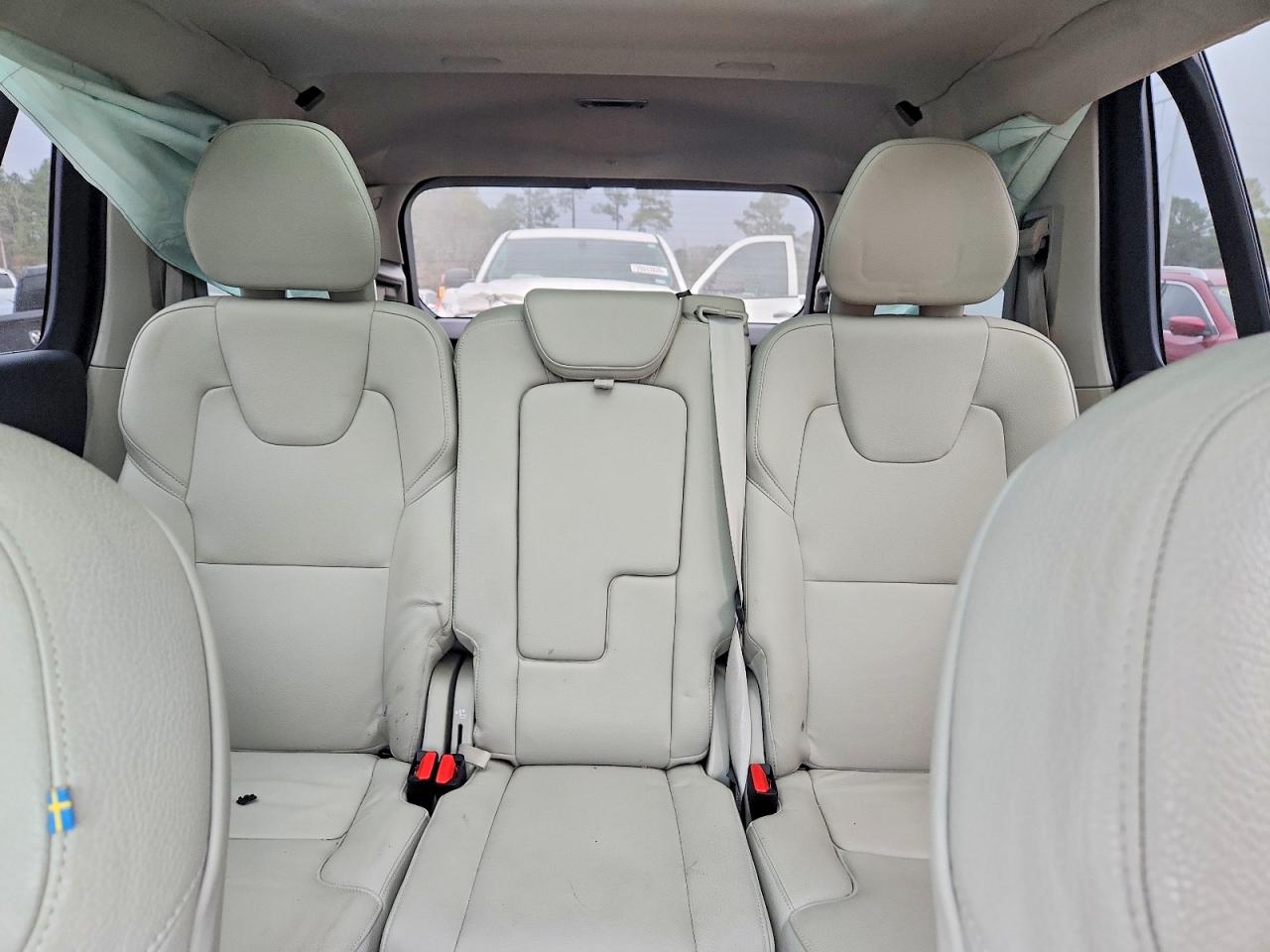 2021 VOLVO XC90 T5 MOMENTUM photo 10