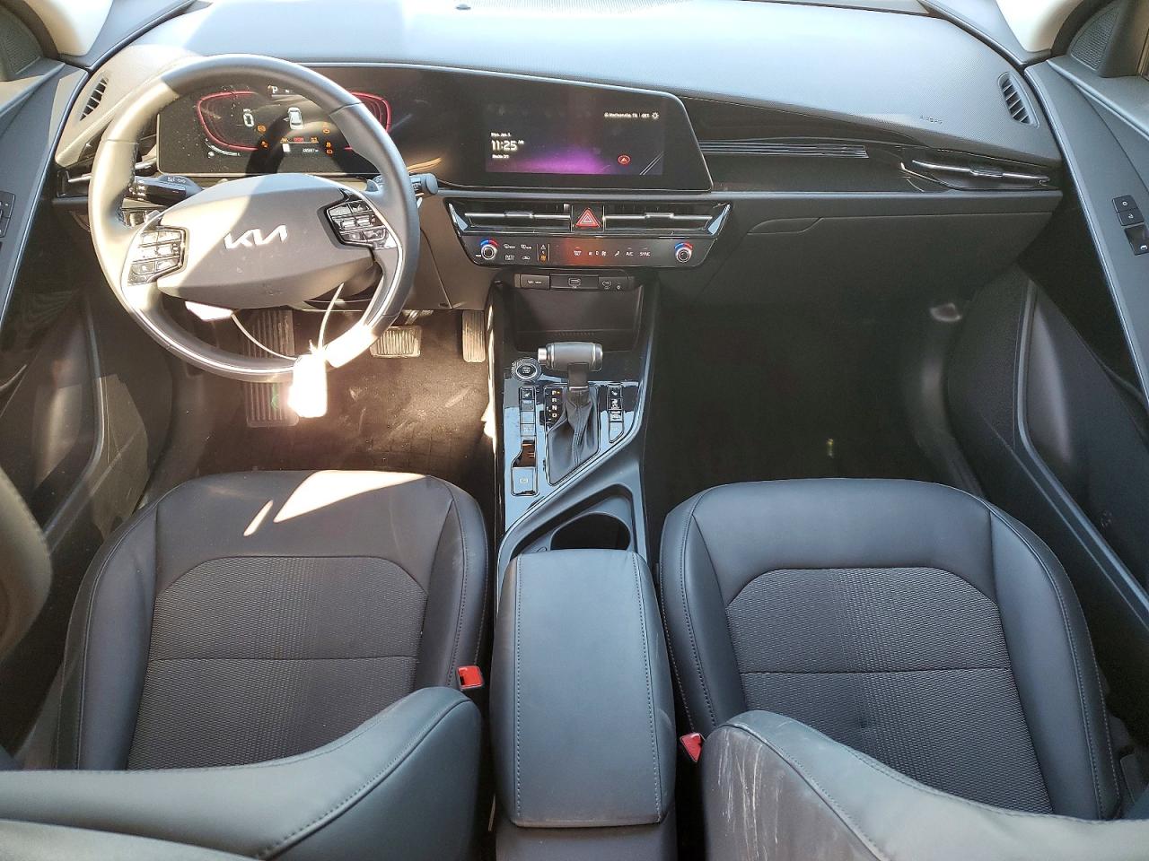 2023 KIA NIRO EX photo 8