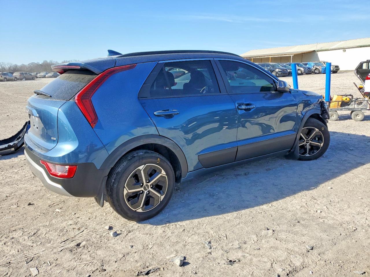 2023 KIA NIRO EX photo 3