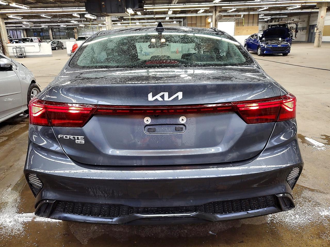 2023 KIA FORTE LX photo 6