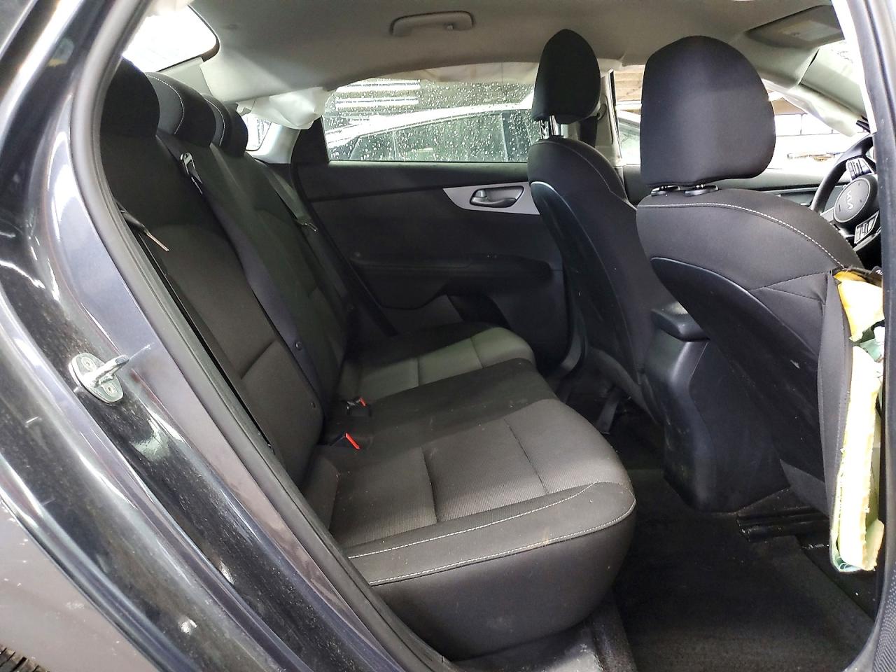 2023 KIA FORTE LX photo 10