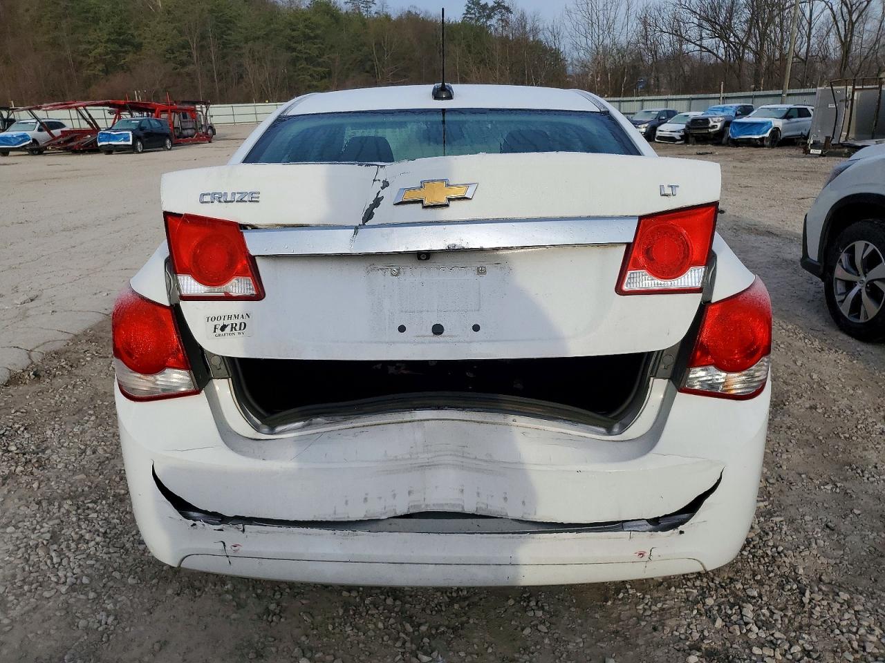2016 CHEVROLET CRUZE LIMITED LT photo 6