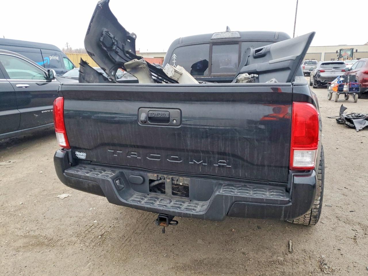 2017 TOYOTA TACOMA DOUBLE CAB photo 6