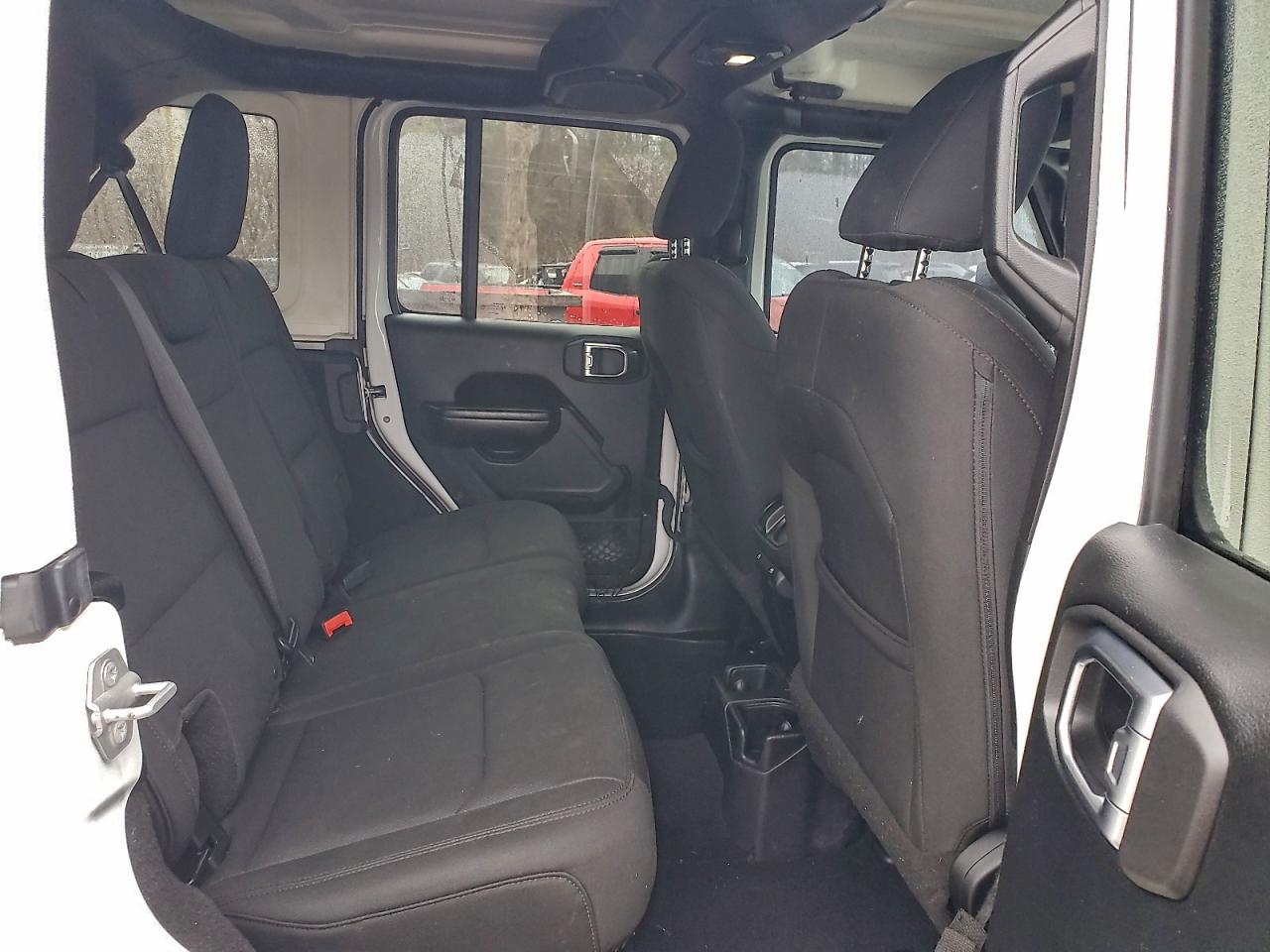 2018 JEEP WRANGLER UNLIMITED SPORT photo 11