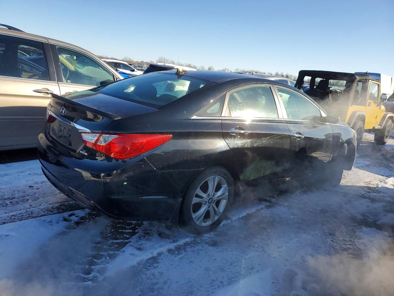 2012 HYUNDAI SONATA SE photo 3